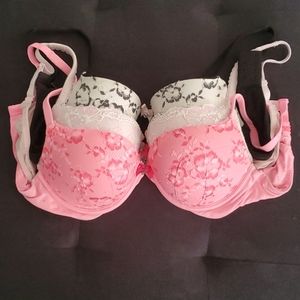 Victoria Secret Body by Victoria push-up bra's 38b